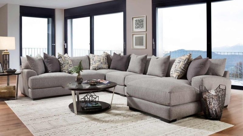 Choosing the Perfect Sectional for Your Living Room: A Comprehensive Guide