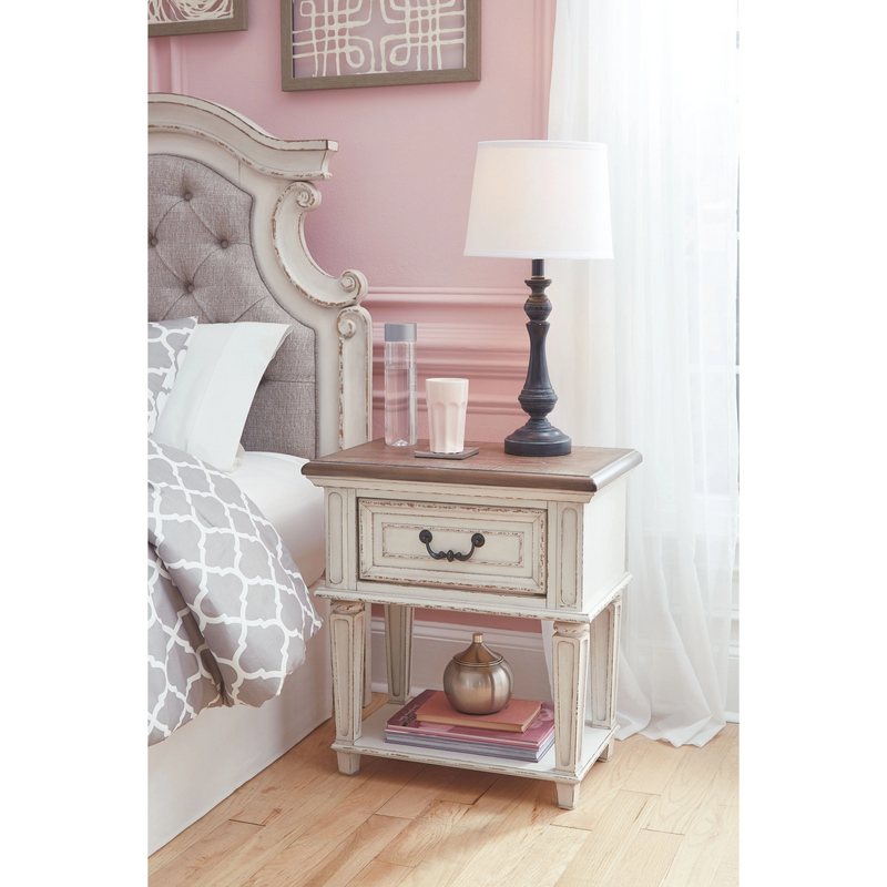 Ashley Realyn One Drawer Night Stand in Chipped White-Washburn's Home Furnishings