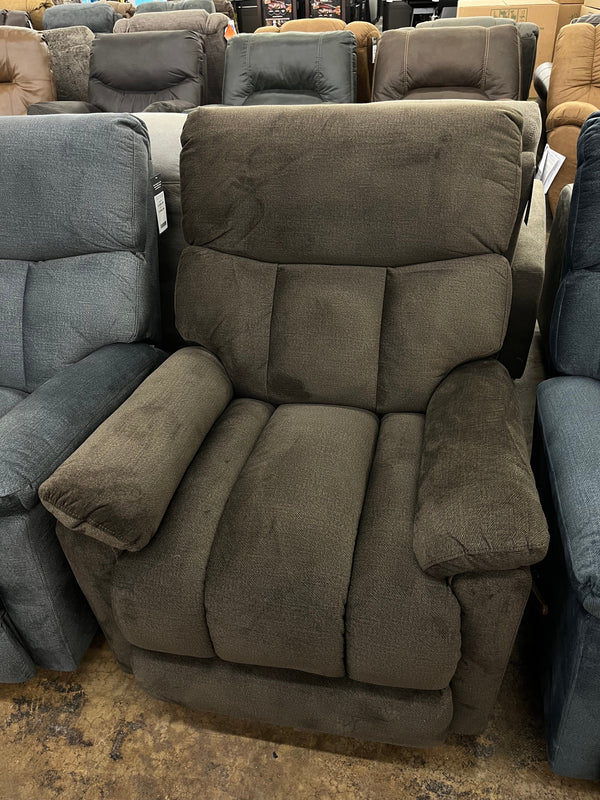 Behold Manual Glider Recliner in Chocolate-Washburn's Home Furnishings