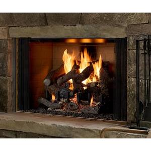 Open hearth fireplace. Official series illustration; size and optional finishing may differ from this model.