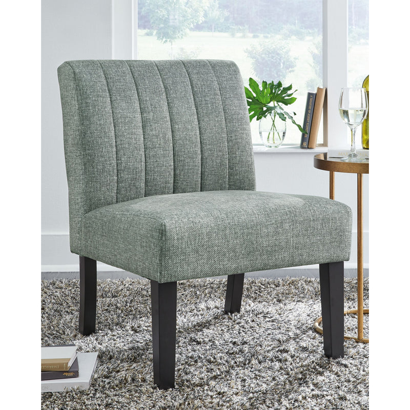 Hughleigh - Gray - Accent Chair-Washburn's Home Furnishings