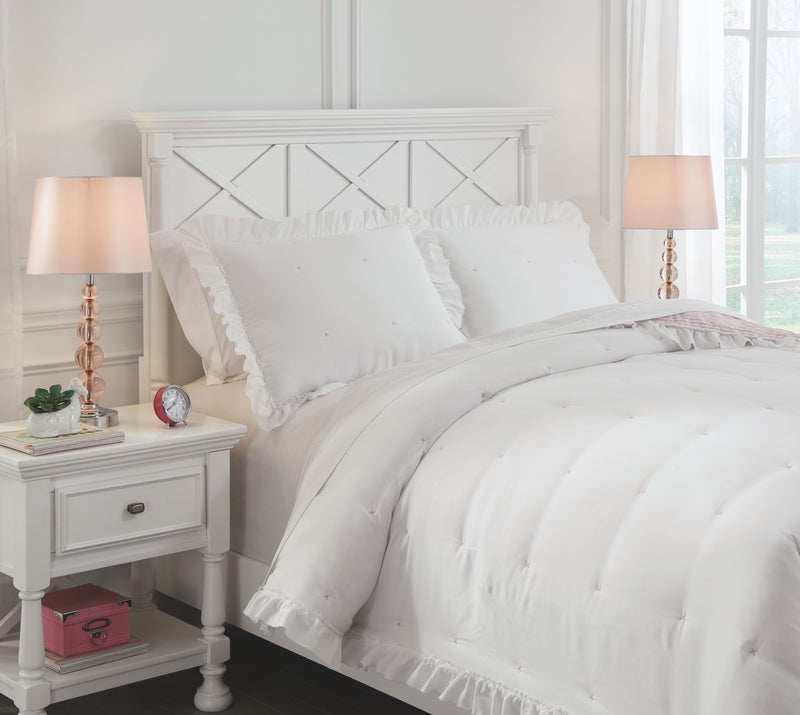 Jenalyn - White/light Pink - Full Comforter Set – Washburn's Home