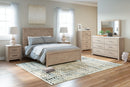 Senniberg - Light Brown/white - Queen Panel Hdbd/ftbd-Washburn's Home Furnishings